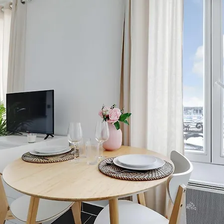 Charming Studio 7 - דירה *